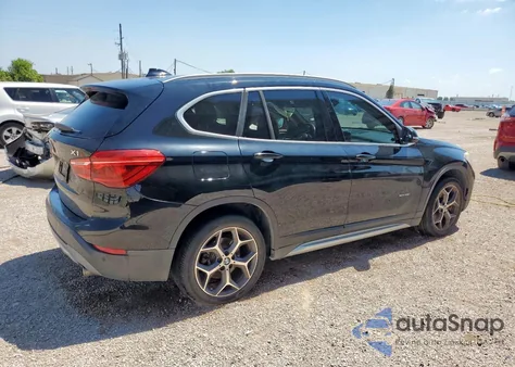 2017 BMW X1 xDrive28I z USA, uszkodzony, nr VIN WBXHT3C37H5F75752